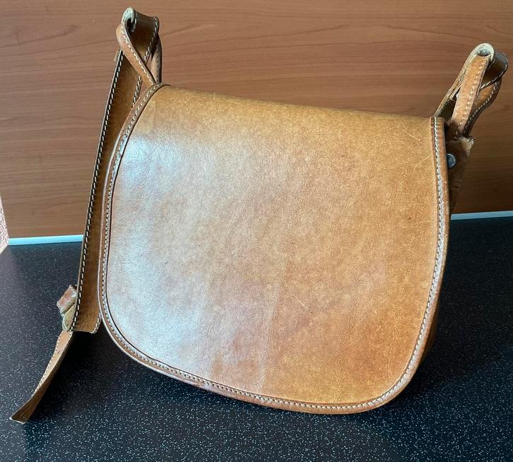 Vintage leren schoudertas, Sieraden, Tassen en Uiterlijk, Portemonnees, Zo goed als nieuw, Bruin, Leer, Ophalen of Verzenden