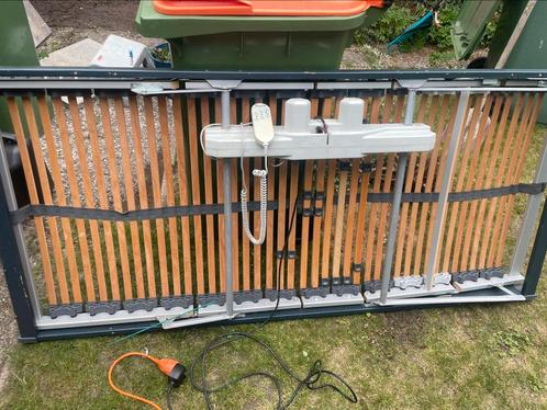 Elektrische lattenbodem, Huis en Inrichting, Slaapkamer | Matrassen en Bedbodems, Gebruikt, 90 cm, 200 cm, Eenpersoons, Ophalen