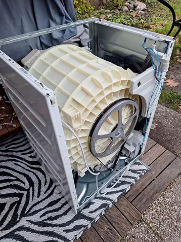 Miele WSD 023 WCS Wasmachine - Onderdelen of Reparatie beschikbaar voor biedingen