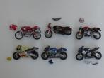 6 motorfietsen met schade, 2 motorrijders en een vlag, 1:24, Ophalen of Verzenden, Gebruikt, Motor, Overige merken