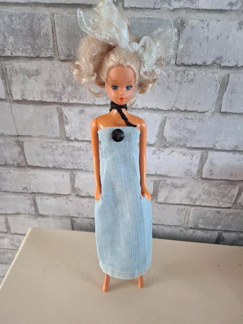 Barbie simba Steffie love, Verzamelen, Poppen, Zo goed als nieuw, Ophalen of Verzenden