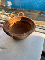Bodemvondst kokpot is 18 19 eeuw staat bekent als beslagkom, Antiek en Kunst, Antiek | Keramiek en Aardewerk, Ophalen of Verzenden