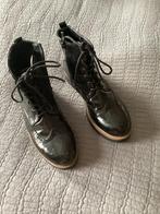 Mooie lak lak laarsjes veterschoen Trend one maat 38, Kleding | Dames, Schoenen, Zwart, Lage of Enkellaarzen, Ophalen of Verzenden