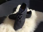 Sneakers nieuw €65., Blauw, Nieuw, Ophalen of Verzenden, Sneakers of Gympen