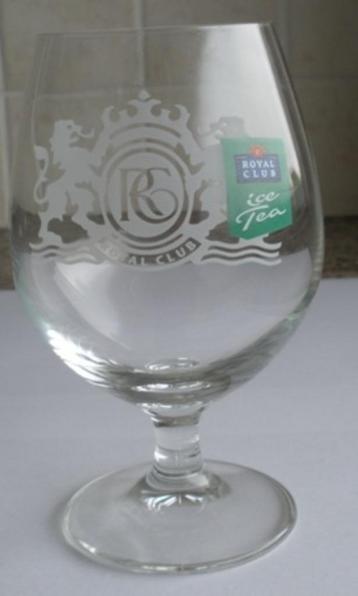 Glas - Royal Club beschikbaar voor biedingen