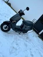 Riva gts zwart, Ophalen, Zo goed als nieuw, Benzine