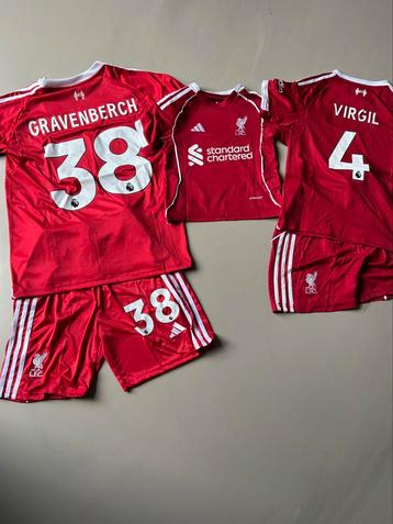 Liverpool tenue 25/26: Nieuw met kaartje beschikbaar voor biedingen