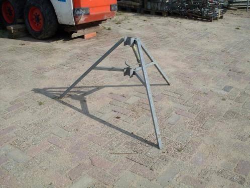 Stempel driepoot schroefstempel statief schroefstempel steun, Doe-het-zelf en Verbouw, Gereedschap | Handgereedschap, Gebruikt