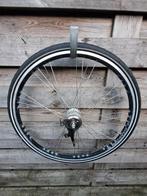 Voorwiel 28 inch, Fietsen en Brommers, Fietsonderdelen, Ophalen of Verzenden, Zo goed als nieuw, Algemeen, Wiel