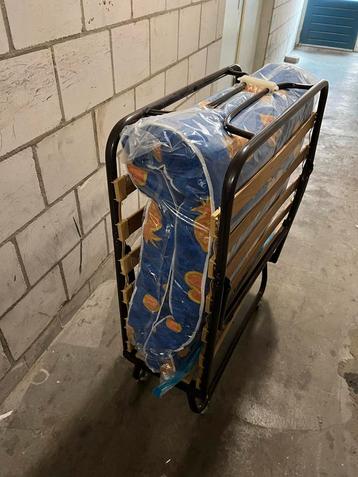 Opklapbed / Logeerbed - Eenpersoons beschikbaar voor biedingen