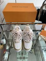LV Skate Sneakers - Nieuw! Maat 41, Ophalen of Verzenden, Nieuw, Beige, Sneakers of Gympen
