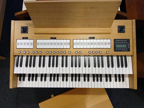 Content Compact 224 - draagbaar occasion orgel, Muziek en Instrumenten, Orgels, Zo goed als nieuw, Orgel, 2 klavieren, Ophalen