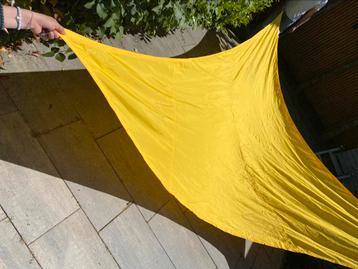 Schaduwdoek geel 4x4 meter incl bevestigingsmateriaal Tarp beschikbaar voor biedingen