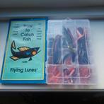 'How to catch fish with flying lures" boekje met lures erbij, Watersport en Boten, Ophalen of Verzenden, Kunstaas