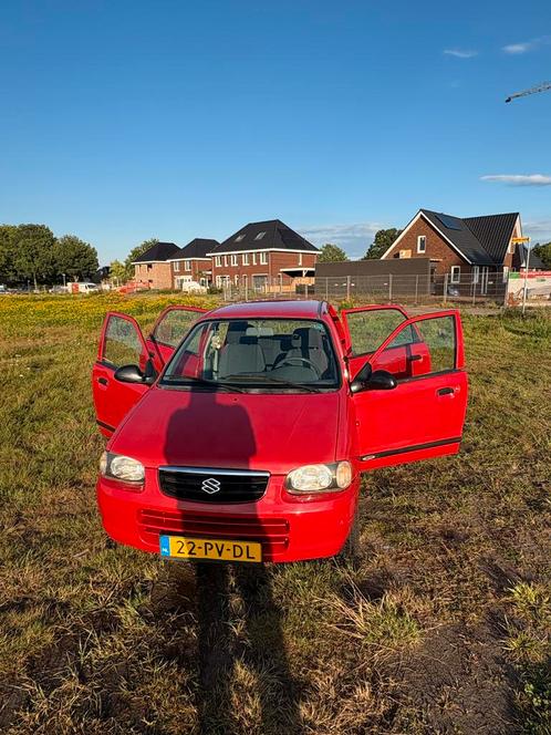 Suzuki Alto 1.1 16V 5d AGS 2004 Rood lage km stand, Auto's, Suzuki, Particulier, Alto, Benzine, B, Hatchback, Handgeschakeld, Origineel Nederlands