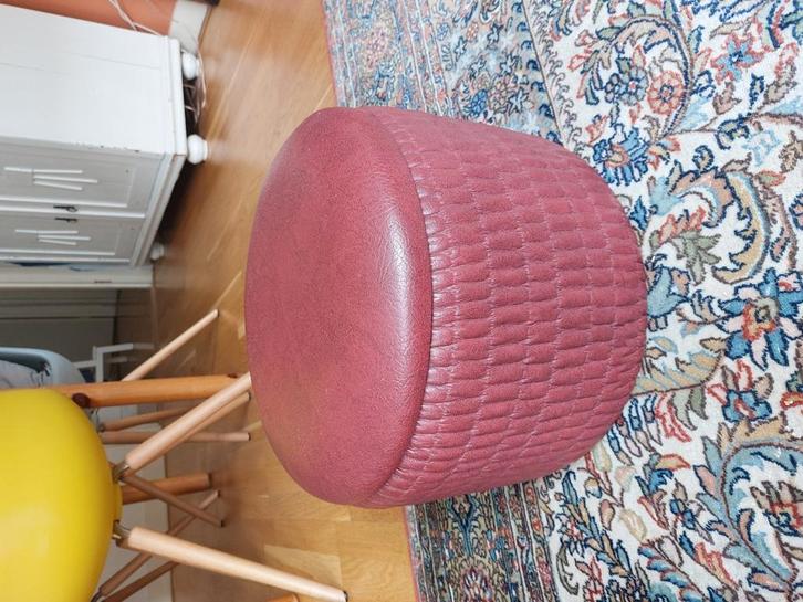 Vintage poef skyleer, Huis en Inrichting, Banken | Voetenbanken en Poefen, Gebruikt, Minder dan 50 cm, Minder dan 50 cm, Rond