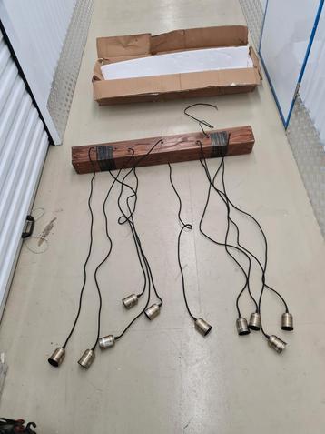 Houten hanglamp met meerdere fittingen beschikbaar voor biedingen
