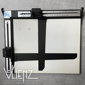 Vintage metalen kaderbord, vergrotingsbord DOKA LPL Japan beschikbaar voor biedingen