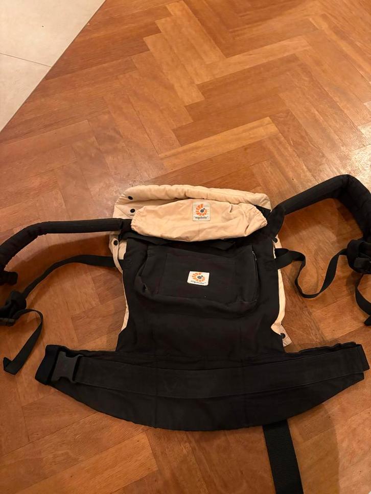 Ergobaby Draagzak + Baby Insert, Kinderen en Baby's, Babydragers en Draagdoeken, Gebruikt, Draagzak, Buik of Rug, Overige merken