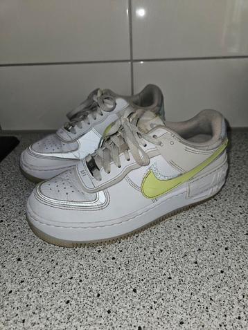 Mooie originele Nike AF1 sneakers maat 37,5 beschikbaar voor biedingen