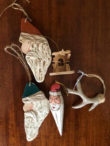 5 leuke kersthangers (o.a. van hout) beschikbaar voor biedingen