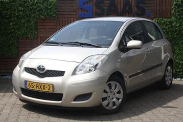 Toyota YARIS 1.3 / NAP/ Airco beschikbaar voor biedingen