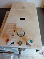 Oude Vaillant Geiser - Onbekende Staat, Doe-het-zelf en Verbouw, Geisers en Boilers, Gebruikt, Aardgas, Geiser, Ophalen of Verzenden