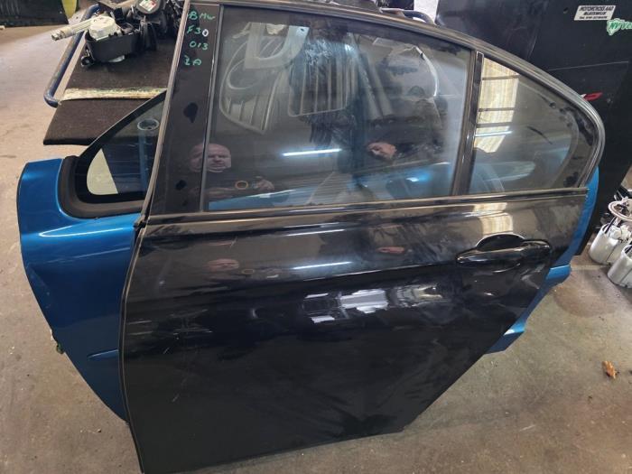 Portier 4Deurs links-achter van een BMW 3-Serie, Auto-onderdelen, Carrosserie en Plaatwerk, Deur, BMW, Gebruikt, 3 maanden garantie