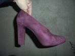 S36) aubergine leer suede pumps unisa maat 39 leer, Kleding | Dames, Schoenen, Unisa, Ophalen of Verzenden, Zo goed als nieuw