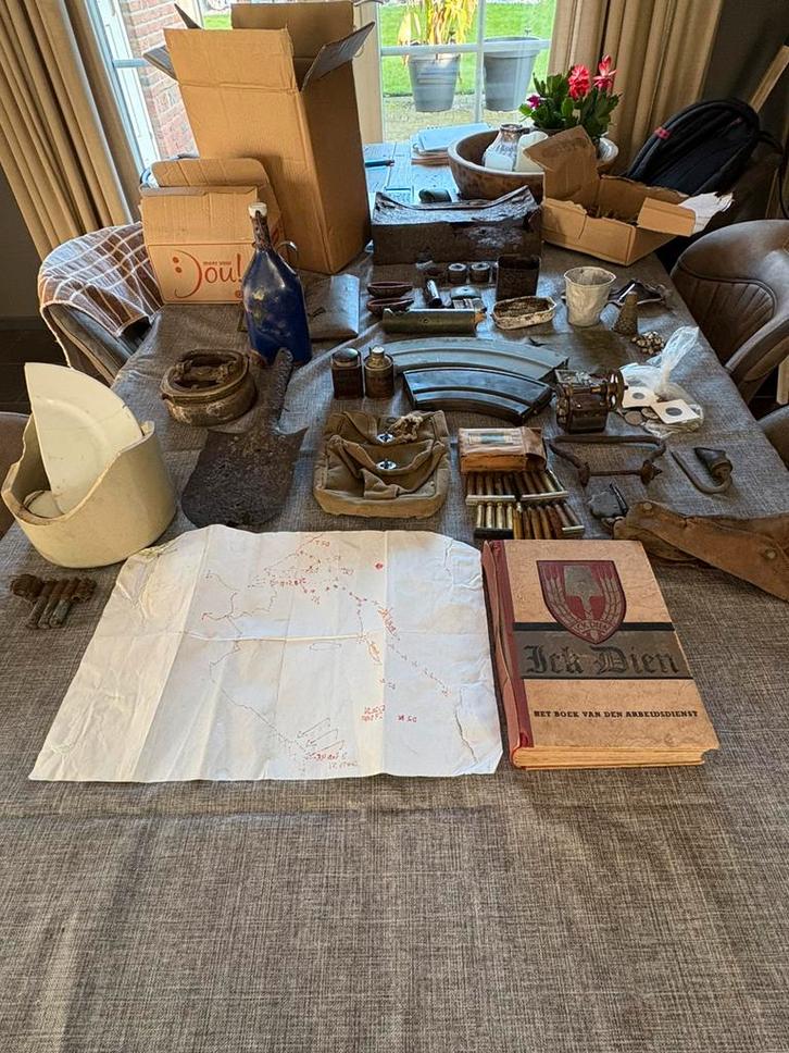 Grote verzameling ww2, Verzamelen, Militaria | Tweede Wereldoorlog, Hulzen of Bodemvondsten, Duitsland, Ophalen of Verzenden