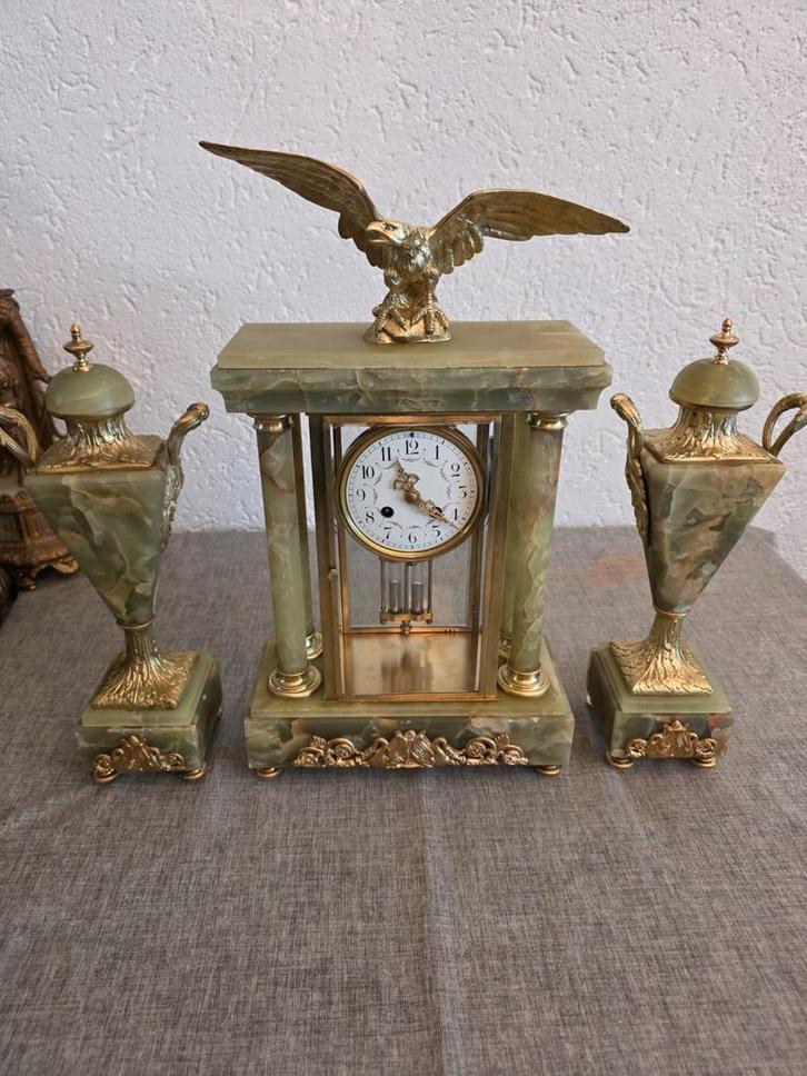 Antieke grote Franse onyx groene glaspendule klokstel, Antiek en Kunst, Antiek | Klokken, Ophalen