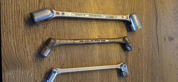 pijpsleutels steeksleutels ringsleutels  ratelsleutels ratel beschikbaar voor biedingen