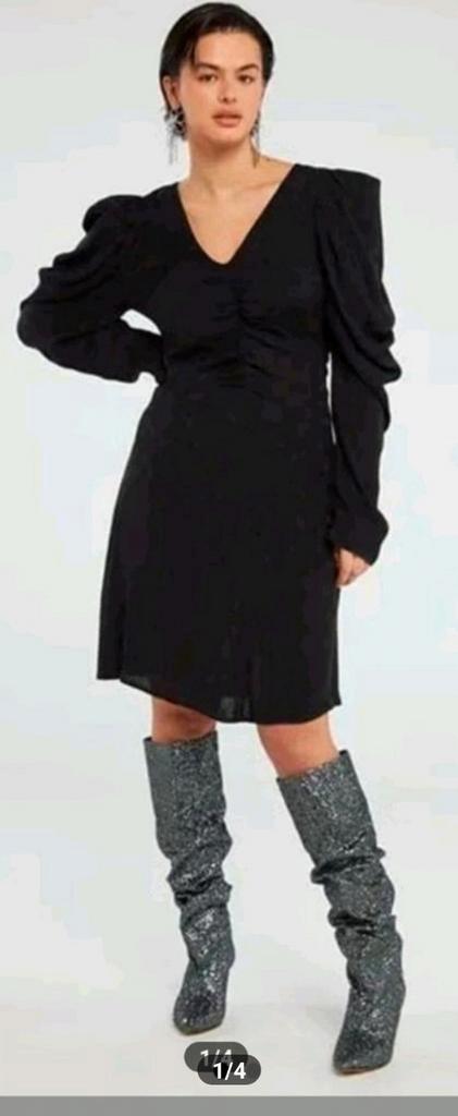 Fabienne Chapot Vera jurk maat 40 *nieuw *, Kleding | Dames, Jurken, Nieuw, Maat 38/40 (M), Zwart, Ophalen of Verzenden