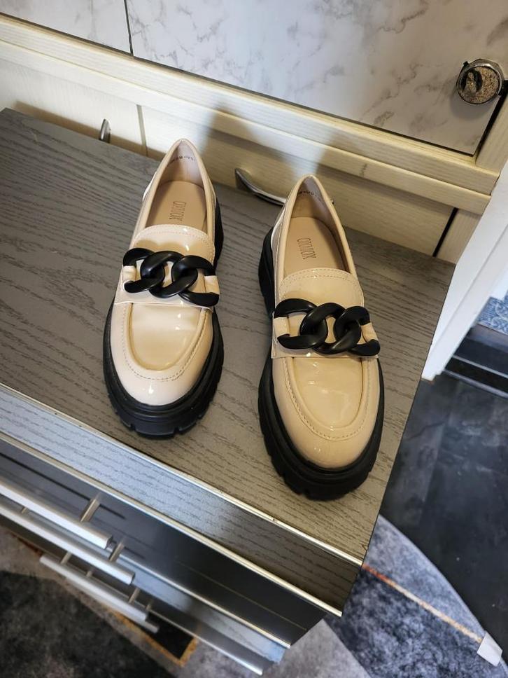 OXMOX Schoenen – Crème, Maat 38, Kleding | Dames, Schoenen, Zo goed als nieuw, Schoenen met lage hakken, Overige kleuren, Ophalen