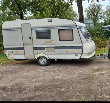 Hobby classic 4 persoons beschikbaar voor biedingen