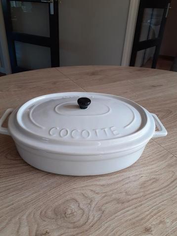 Nette onbeschadigde gusta maxi cocotte ovenschaal.  beschikbaar voor biedingen