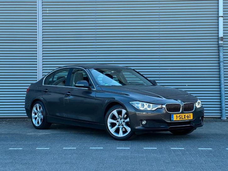 BMW 3-Serie 1.6 320I 125KW EDE 2013 Bruin, Auto's, BMW, Particulier, 3-Serie, ABS, Airbags, Airconditioning, Bluetooth, Bochtverlichting