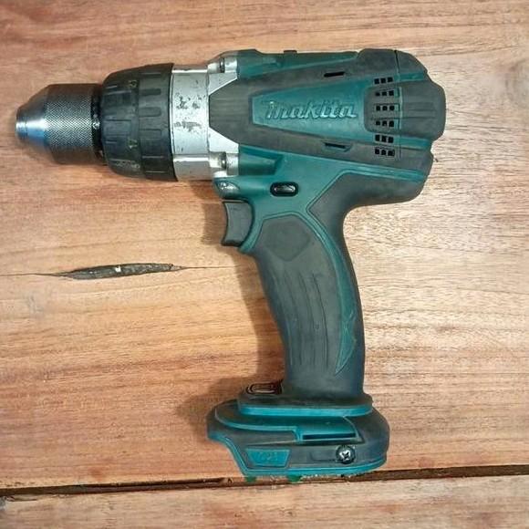 Makita schroefmachine 18v LXT body DHP458, Doe-het-zelf en Verbouw, Gereedschap | Boormachines, Gebruikt, Boor- en Schroefmachine