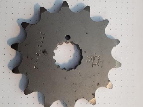 Voortandwiel (2) stekker Honda spatlap overblijfsels NOS, Motoren, Onderdelen | Oldtimers, Nieuw, Ophalen of Verzenden