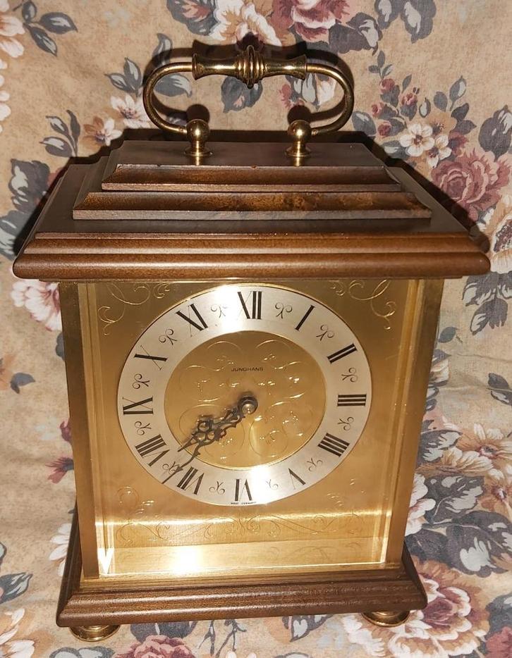 junghans tafelklok met gegraveerde klokkast, Antiek en Kunst, Antiek | Klokken, Ophalen