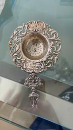 Handgemaakte antieke zilveren Theezeef, Antiek en Kunst, Ophalen of Verzenden, Zilver
