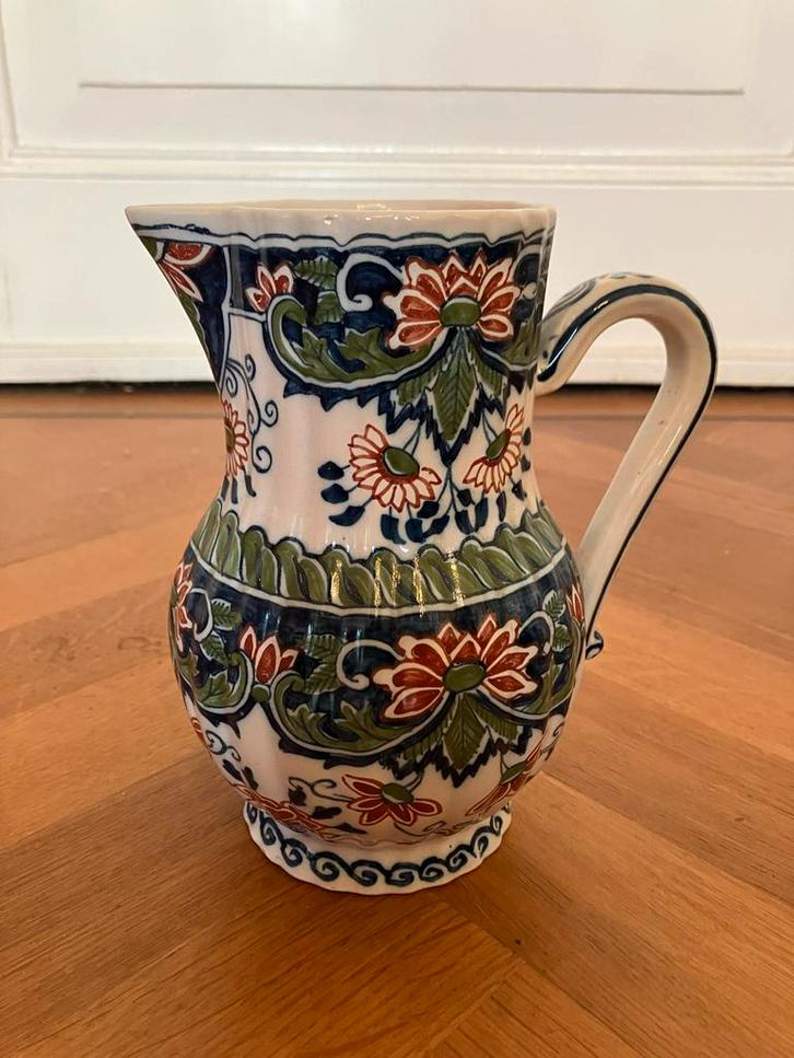 Makkum Waterkan met Bloemmotief, Antiek en Kunst, Antiek | Keramiek en Aardewerk, Ophalen of Verzenden