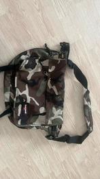 Eastpak tas legergroen, Sieraden, Tassen en Uiterlijk, Tassen | Schooltassen, Ophalen, Gebruikt, Overige kleuren, 40 tot 50 cm