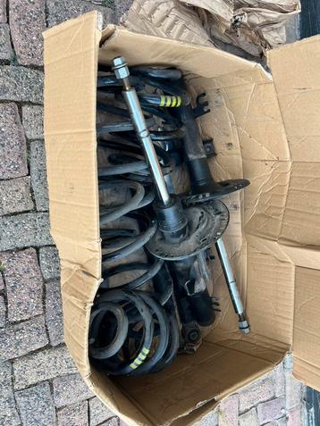 Verenset Transporter T6 beschikbaar voor biedingen