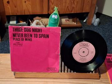 Three Dog Night-Never been to spain(253) 2 euro vaste prijs beschikbaar voor biedingen