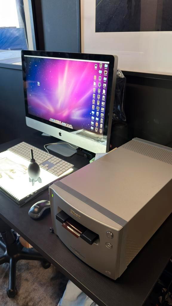 NIKON COOLSCAN 9000 + iMac met Nikon Scan 4 + 3d holders, Computers en Software, Vintage Computers, Ophalen