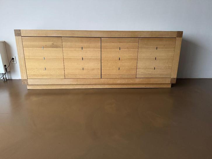 Dressoir kast, Huis en Inrichting, Kasten | Dressoirs, Zo goed als nieuw, 200 cm of meer, 50 tot 75 cm, Met deur(en), Met plank(en)