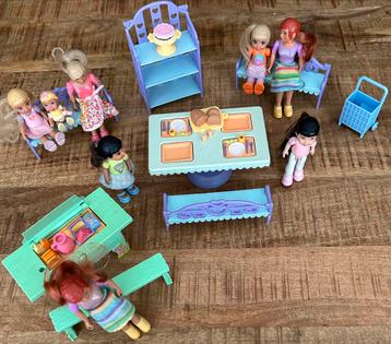 Caring corners poppentjes en meubeltjes beschikbaar voor biedingen