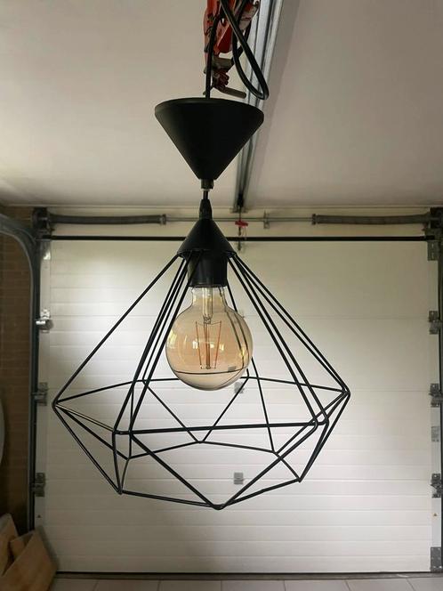 Zwarte Draadlamp met Lamp, Huis en Inrichting, Lampen | Hanglampen, Gebruikt, Minder dan 50 cm, Metaal, Ophalen