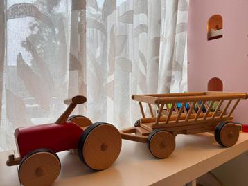 NIC traktor & hooiwagen beschikbaar voor biedingen